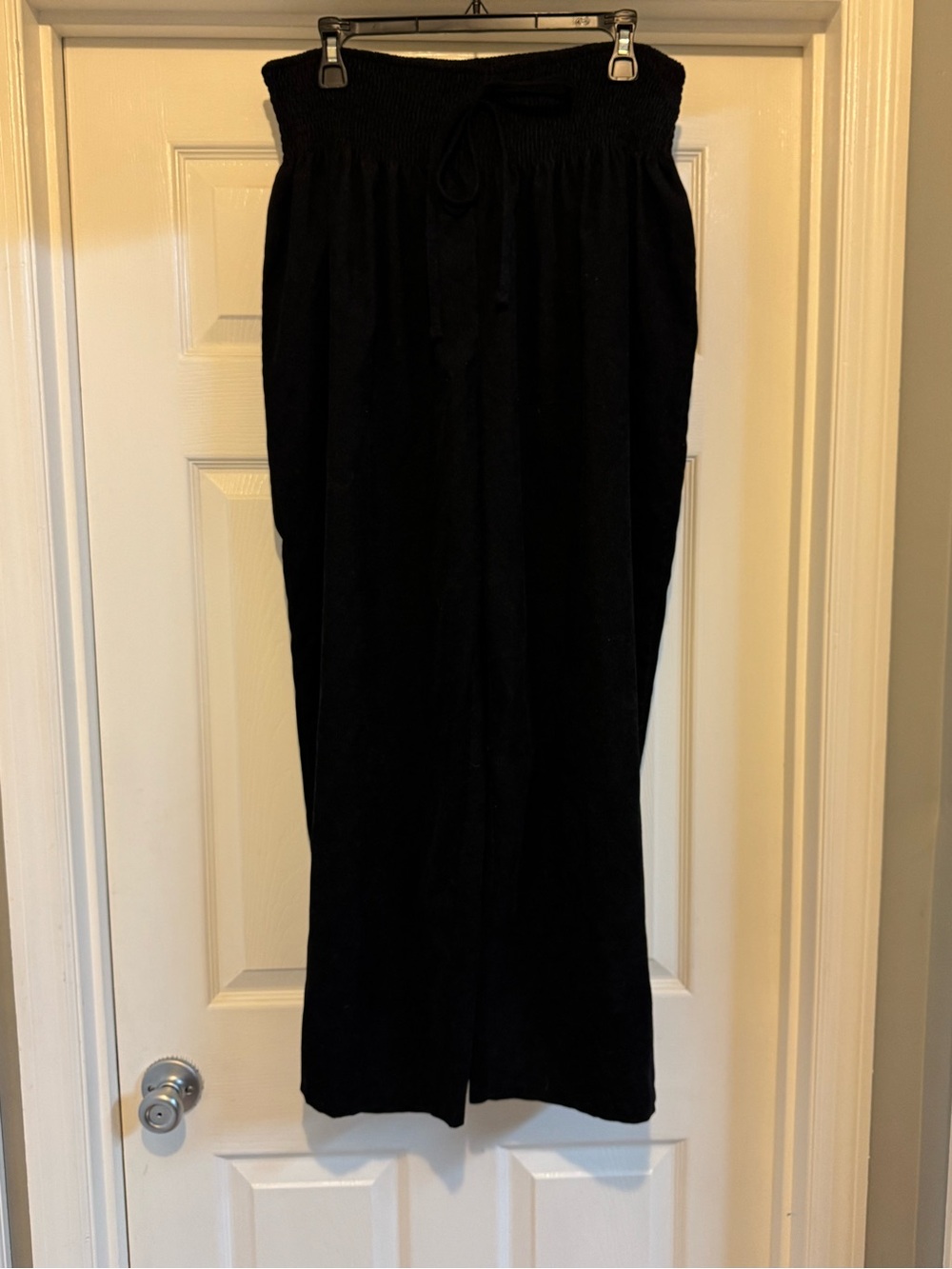 SHEIN Black Smocked Waist Wide-Leg Lounge Pants